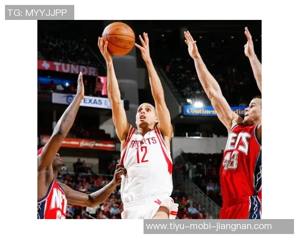 布克全能表现助力球队胜利16投10中罚球9中11贡献30分9篮板5助攻2抢断正负值高达21